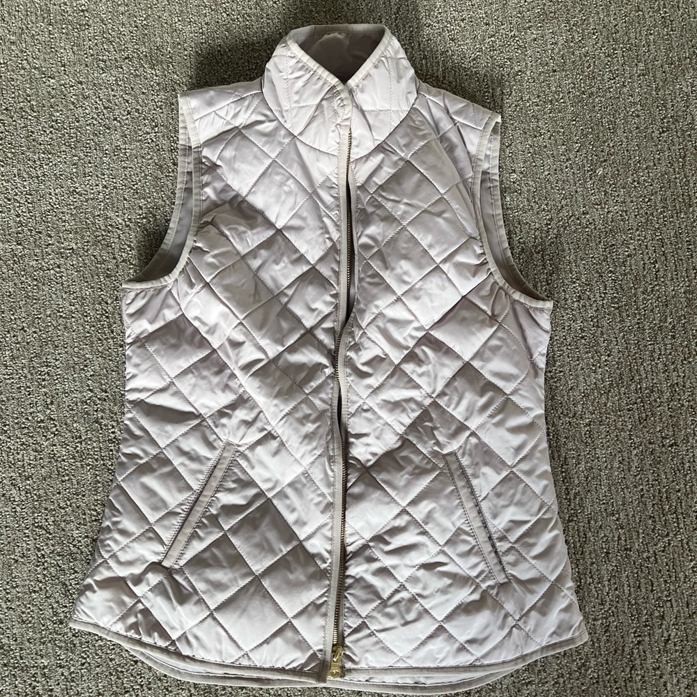 Light purple thin puffer vest